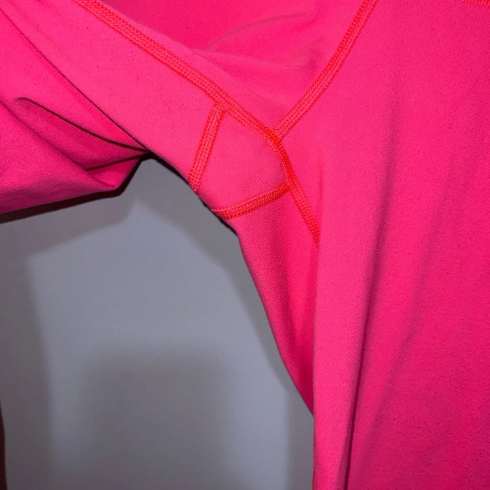 Woman’s Lululemon Cropped Leggings - Picture 6 of 8